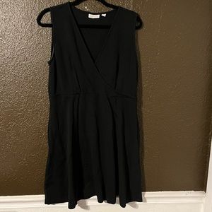 Black Short Sleeve V Neck A Line Dress, Knee Length, Size XXL